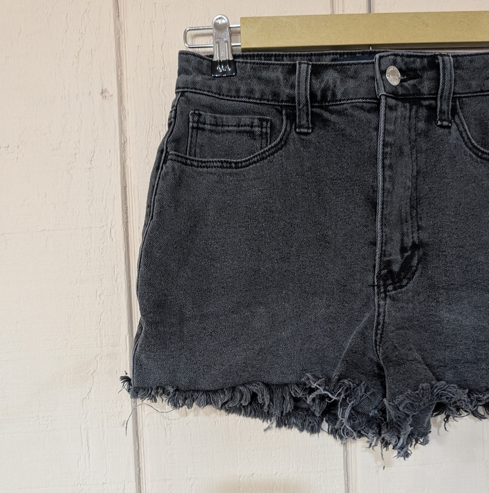 Hollister Ultra High Rise Mom Shorts Distressed Black - Picture 2 of 12